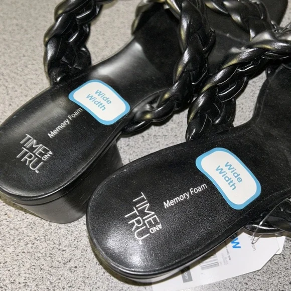 NWT Time and Tru Women's City Braided Heel Sandals~ Black 9W - Picture 8 of 11